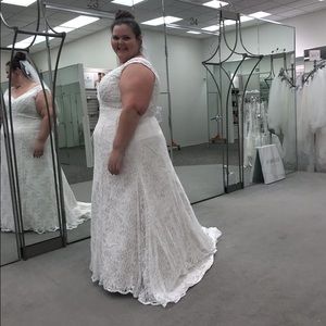 Wedding dress